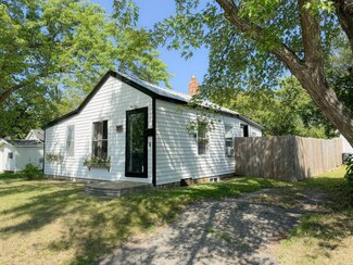715 10th St NW, Bemidji, MN 56601