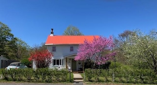73 North Rd, Bloomingburg, NY 12721