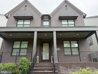 6908 Greyswood Rd, Bethesda, MD 20817