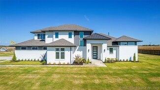 101 E 166th Place S, Glenpool, OK 74033