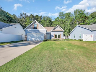 370 Clearwater Dr, Pawleys Island, SC 29585