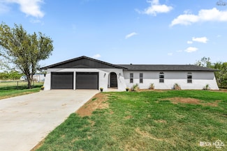 5113 Crown Ln, Wichita Falls, TX 76310