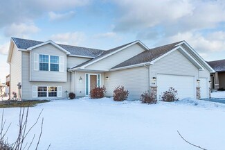 1114 Hidden Creek Blvd, Mayer, MN 55360