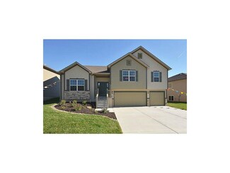 12329 N Wayne Ave, Kansas City, MO 64165
