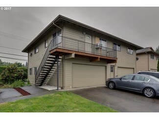 1495 NE Kane Dr Unit 4, Gresham, OR 97030