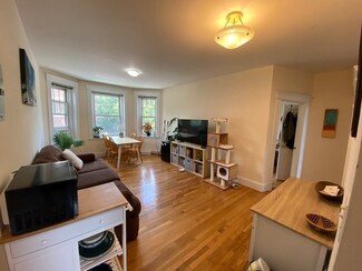 77 Parkman St Unit 4, Brookline, MA 02446