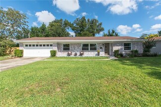 2801 Lake Arnold Place, Orlando, FL 32806