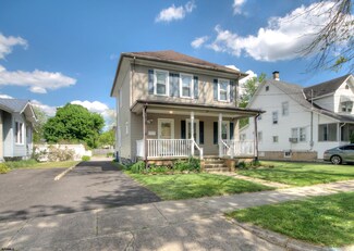 27 N Myrtle St, Vineland, NJ 08360