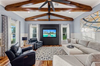 1606 Ardmore Rd, Fort Myers, FL 33901