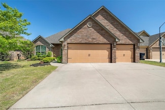 2828 Ryder Dr, Yukon, OK 73099