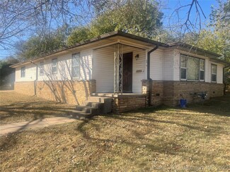 6820 E 4th Place, Tulsa, OK 74112
