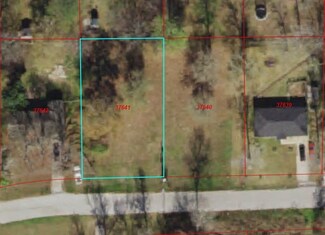 130 Town And Country Dr, Huntsville, TX 77320