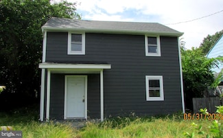 6006 Riverside Dr, Riverdale, MD 20737