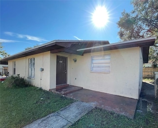 1054 Buccaneer Dr Unit 1054 & 1056, Lakeland, FL 33801