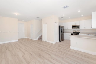 3348 W 108th St, Hialeah, FL 33018