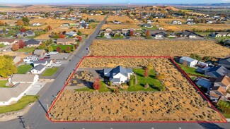 1450 S 58th Ave, West Richland, WA 99353