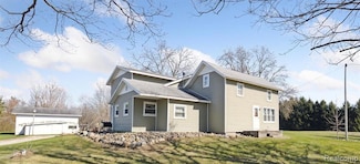 8023 Bray Rd, Vassar, MI 48768