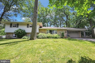 444 Blue Ridge Dr, York, PA 17402