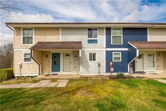 295 Holland Ct, Coraopolis, PA 15108