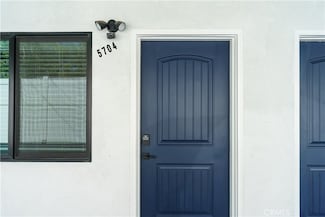 5704 Cahill Ave, Los Angeles, CA 91356