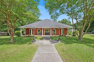 11570 Waterford Dr, Irvington, AL 36544