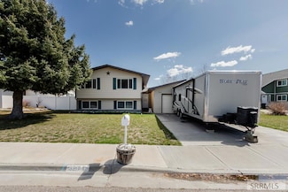 3217 Disney Dr, Idaho Falls, ID 83404