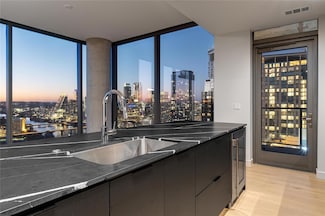 44 East Ave Unit 3203, Austin, TX 78701