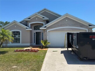 2329 Walnut Canyon Dr, Kissimmee, FL 34758