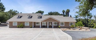 10166 Rancho Roble Rd, Escondido, CA 92026