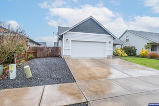 3462 Bald Eagle Dr, Lebanon, OR 97355