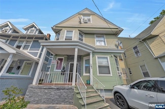 361 15th Ave, Paterson, NJ 07504