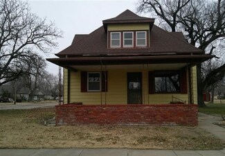 411 N Main St, Canton, KS 67428