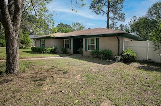 160 Stephanie St, Hawkins, TX 75765