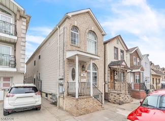 90 Jabez St, Newark, NJ 07105