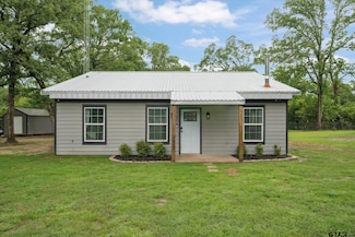 128 County Road 1900, Fruitvale, TX 75127