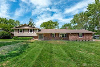 7895 Raintree Rd, Dayton, OH 45459