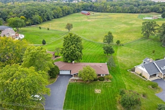 1406 W Lincoln Rd, McHenry, IL 60051