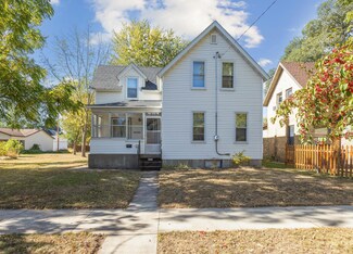 319 19 1 2 Ave N, St. Cloud, MN 56303