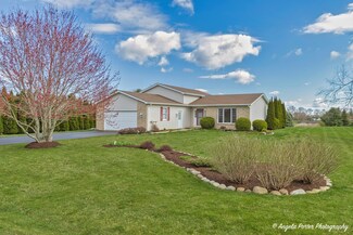 3840 Crabapple Ln Unit 3, Wonder Lake, IL 60097