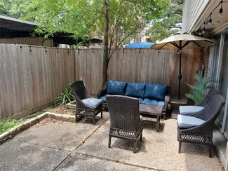 12907 Trail Hollow Dr Unit 2907, Houston, TX 77079