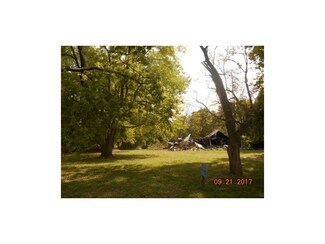 3403 N River Blvd, Independence, MO 64050
