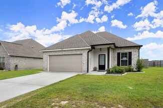 14218 Spring Buck Dr, Port Vincent, LA 70726
