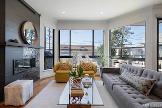 987 De Haro St Unit 1, San Francisco, CA 94107