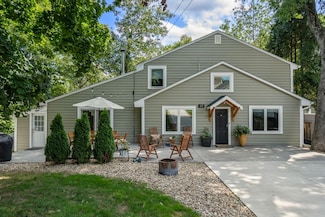 69 Wellesley Road Extension, Natick, MA 01760