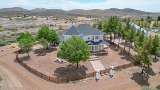 7805 S Lone Spruce Dr, Mayer, AZ 86333