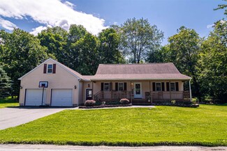 1686 Julianne Dr, Castleton On Hudson, NY 12033