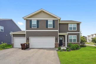 2029 Magnolia Ln, Wonder Lake, IL 60097