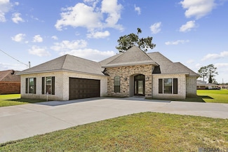 102 E 13th St, Edgard, LA 70049