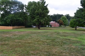 855 Fowler Ave, Akron, OH 44319