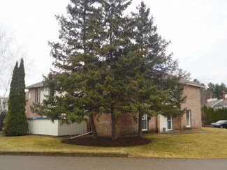 80 Austin Dr Unit 11, Burlington, VT 05401